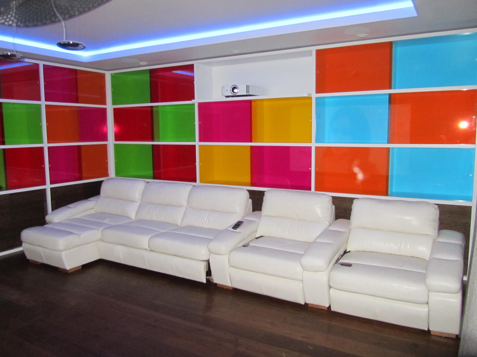 Домашний кинотеатр загородный дом Валищево