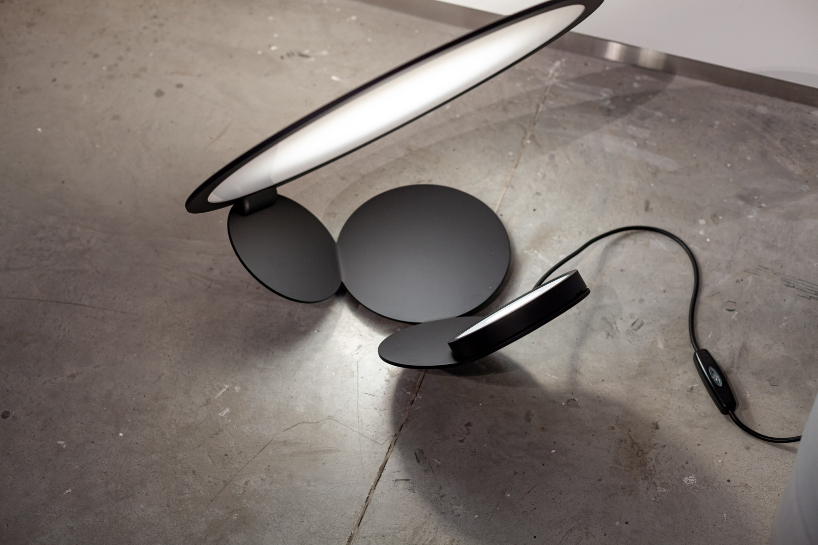 « AXOLIGHT » Итальянская компания дизайнерских светильников