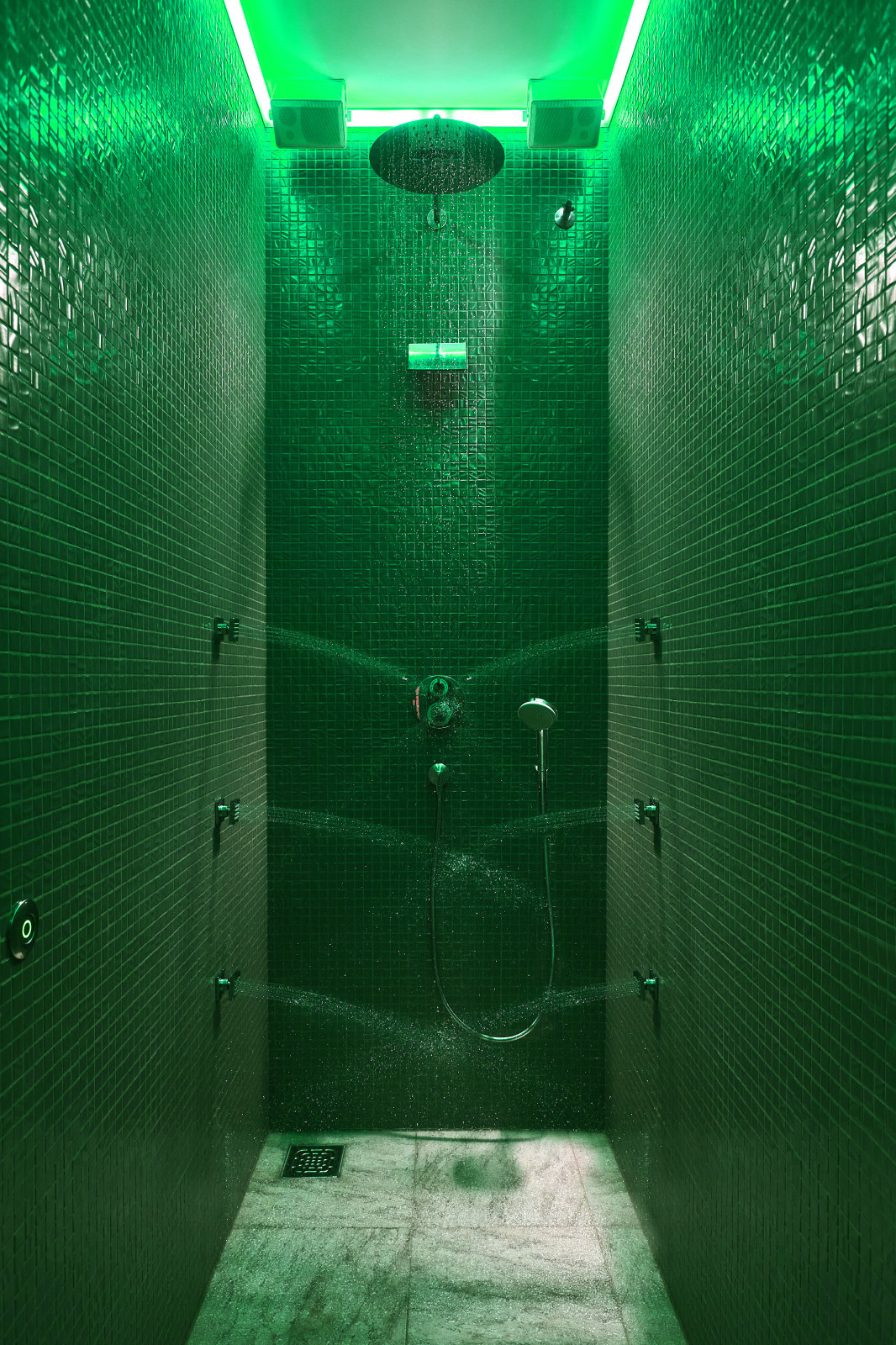 Душ впечатлений RAINZ