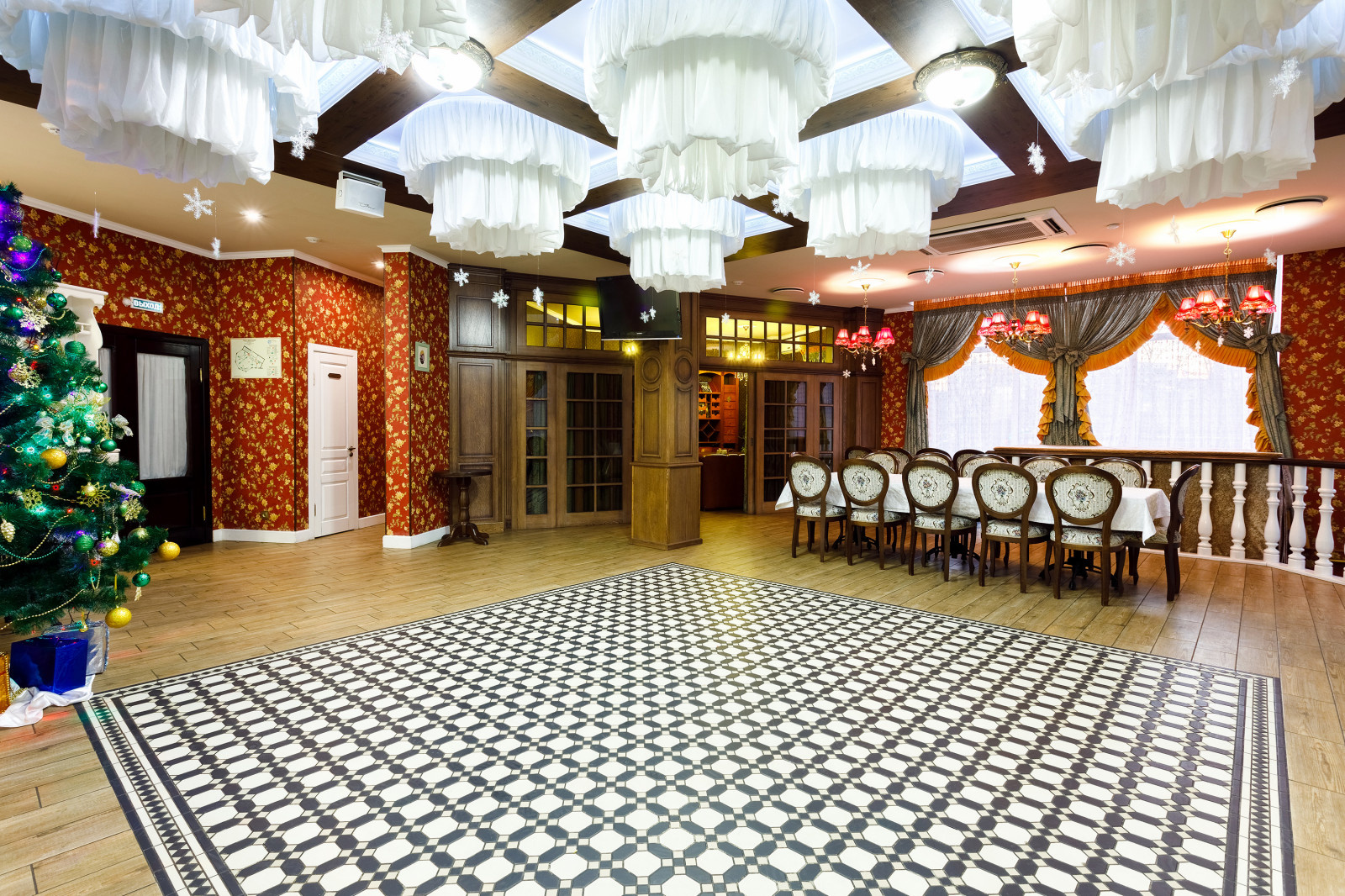 Съемка ресторана "12 стульев"