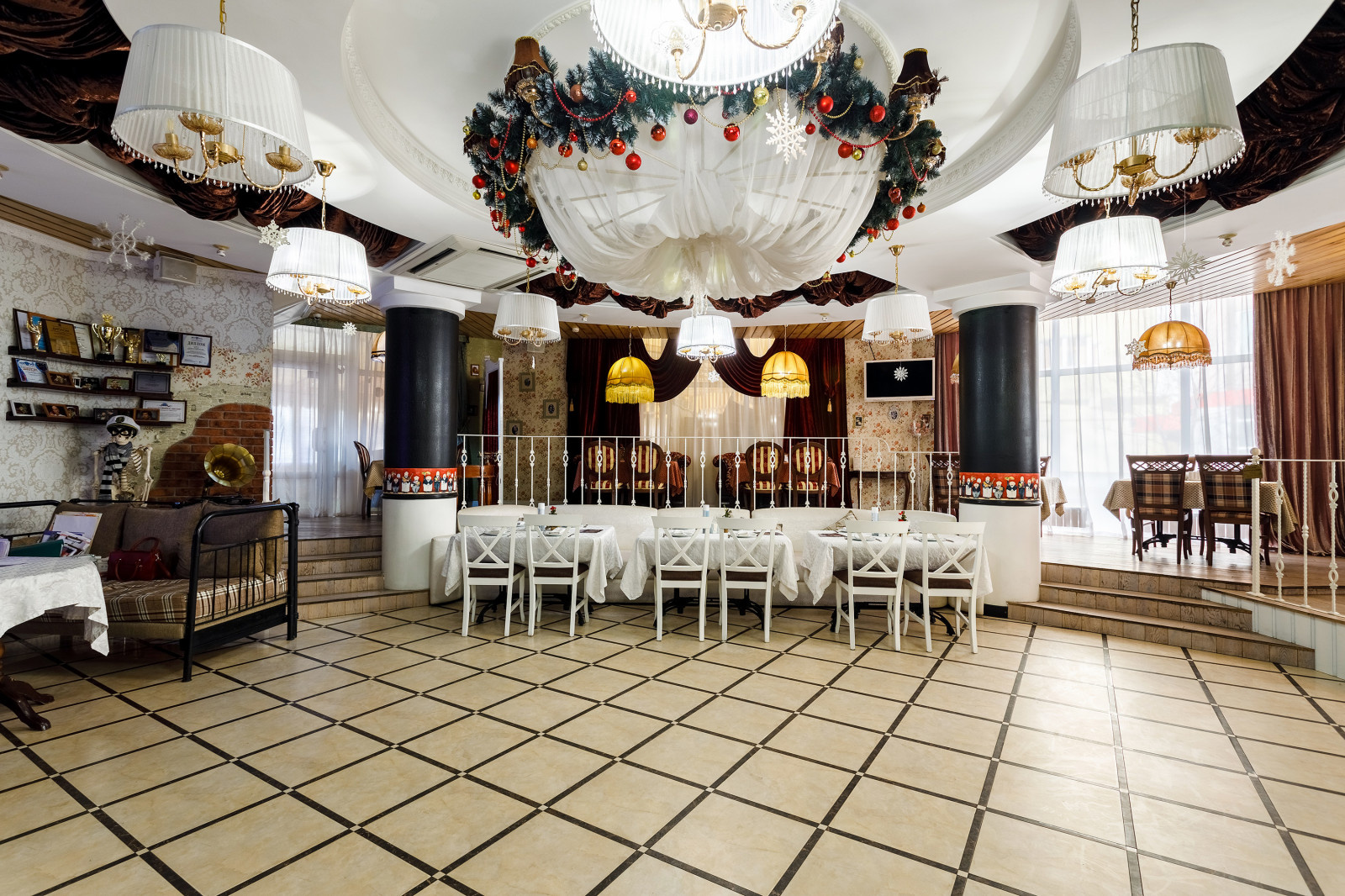 Съемка ресторана "12 стульев"