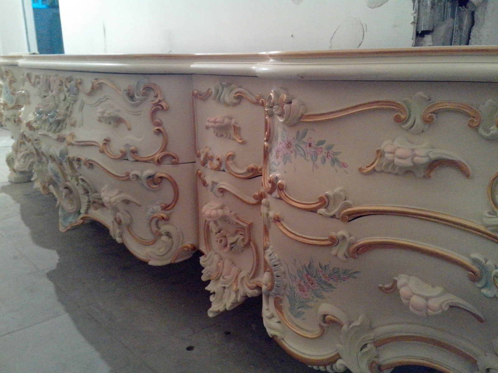 Barocco market - furniture new baroque style