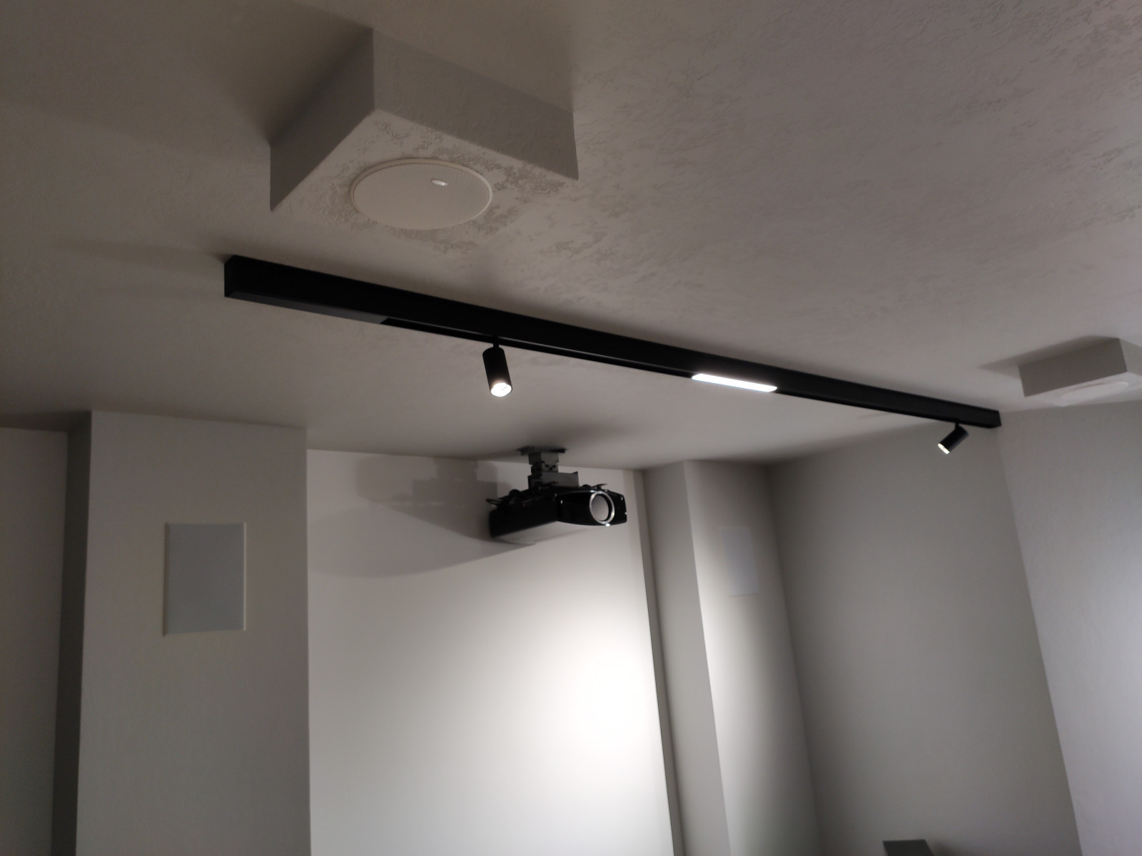 Домашний кинотеатр Петрово-Дальнее