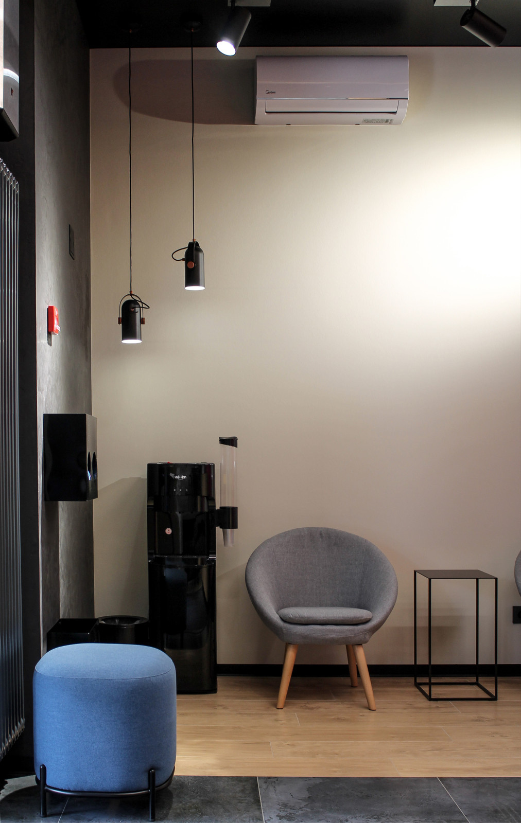 Реализованный проект интерьера для http://dentalbank.ru/