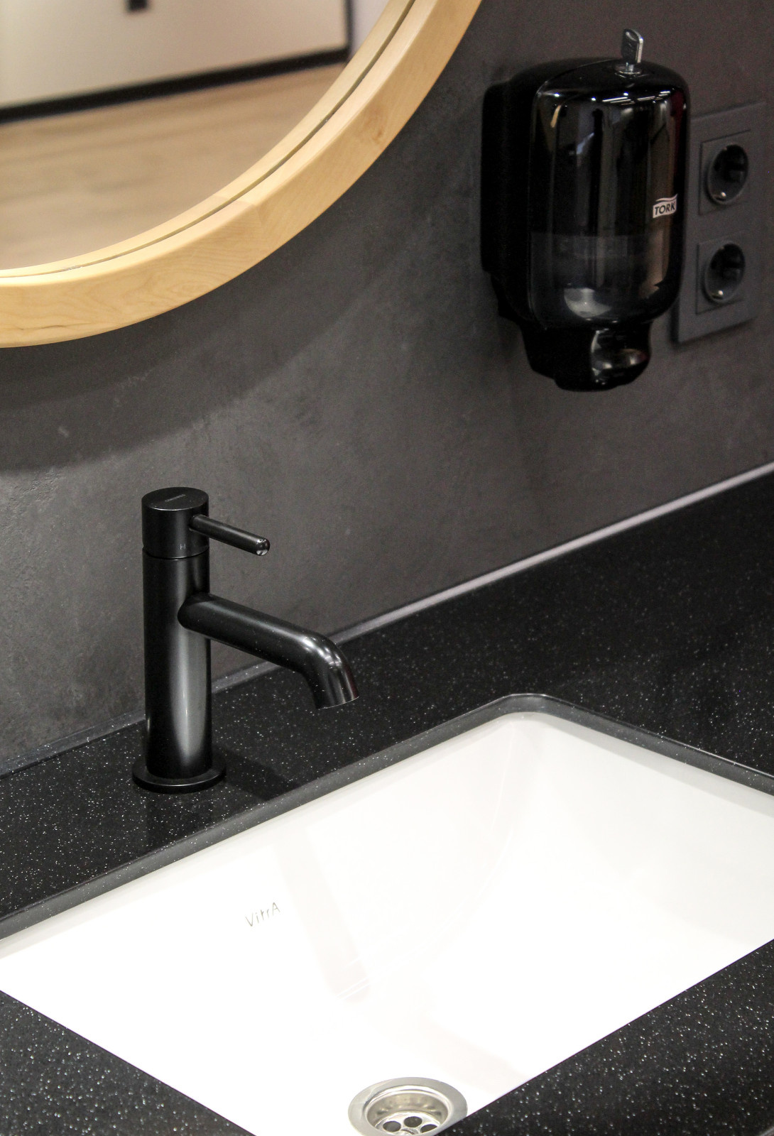 Реализованный проект интерьера для http://dentalbank.ru/