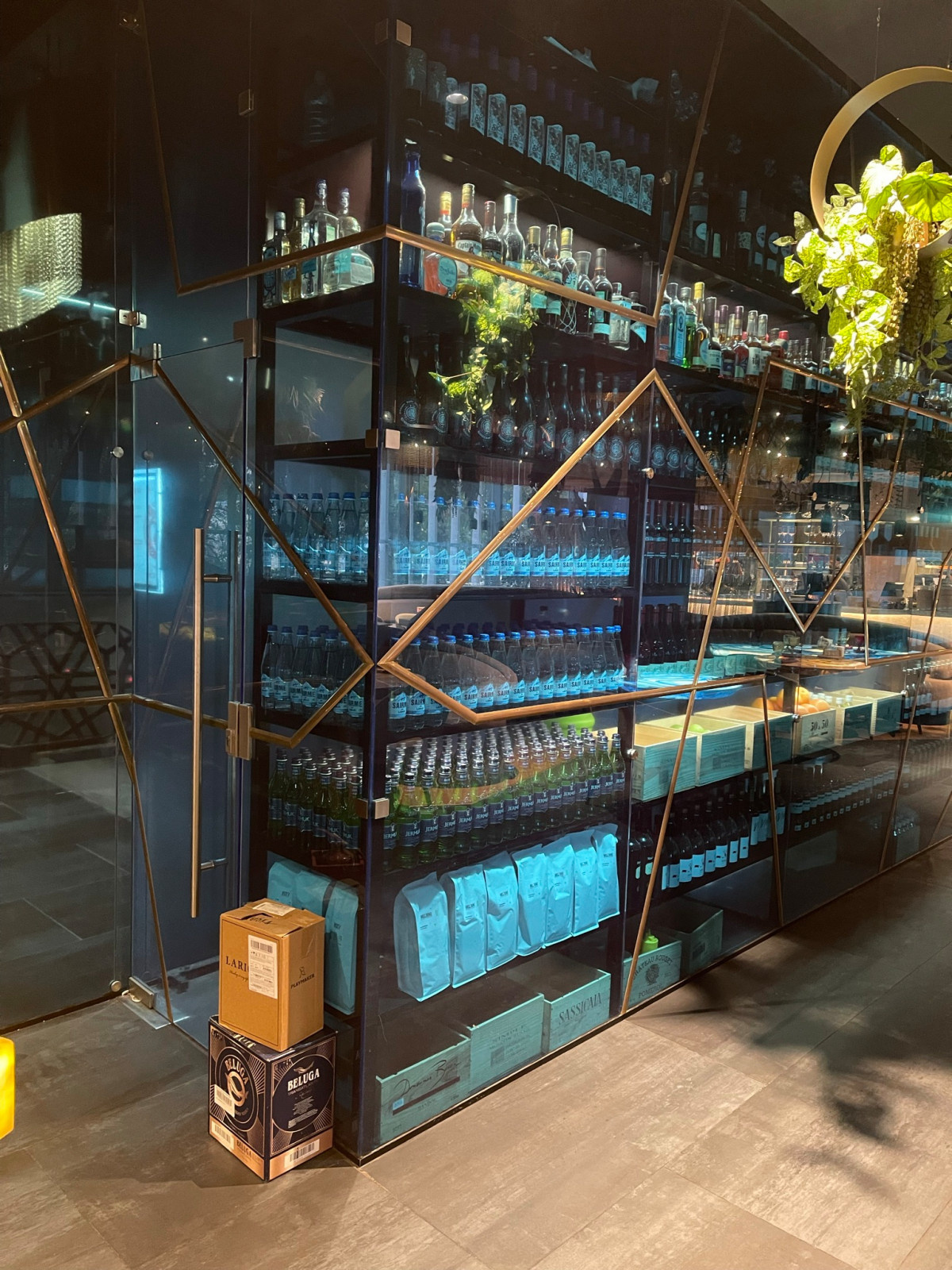 Стеклянные перегородки. Чайхана