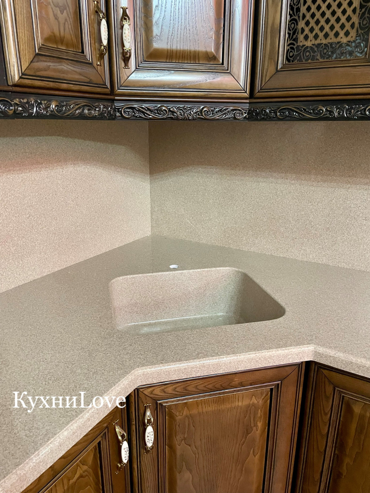 Кухня из массива Патриция