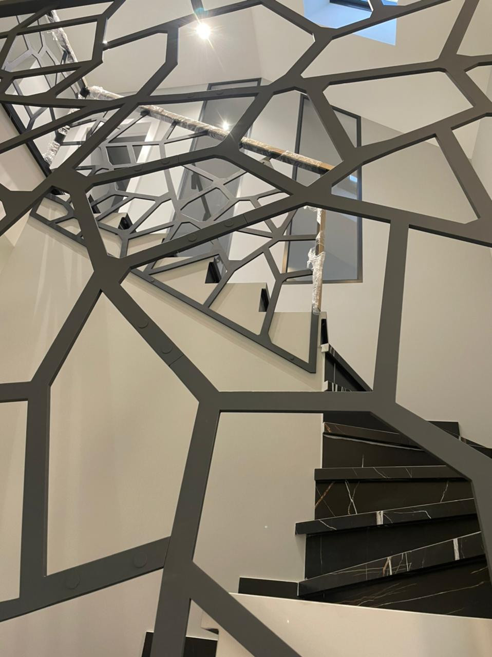 металлическое ограждение лестницы