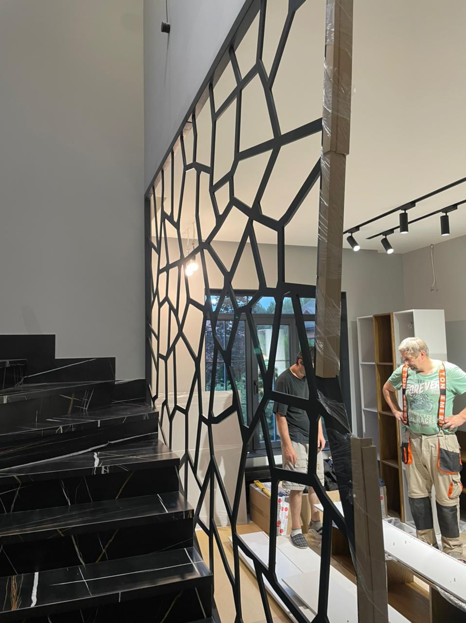 металлическое ограждение лестницы