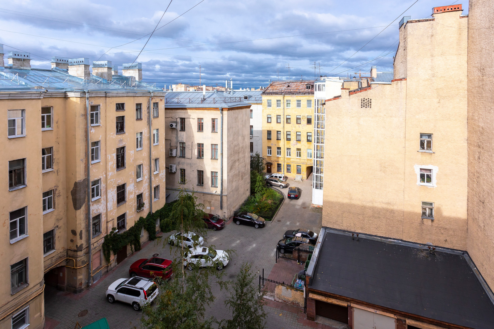 2х-уровненвая квартира в центре Петербурга