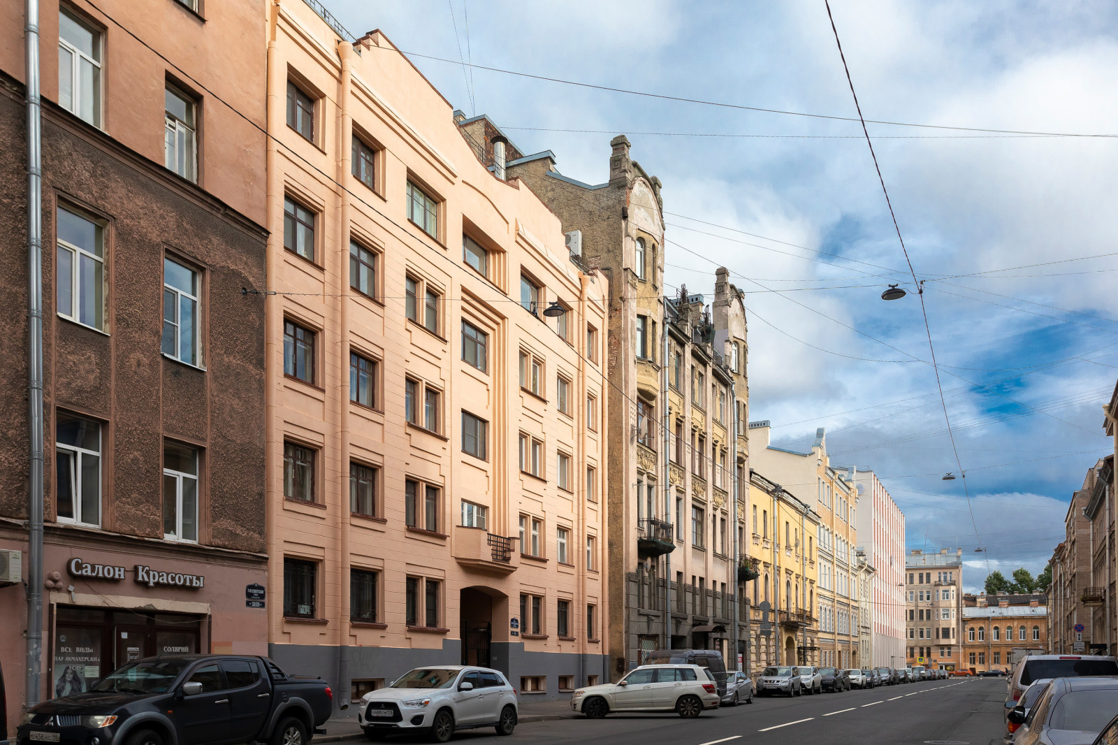 2х-уровненвая квартира в центре Петербурга