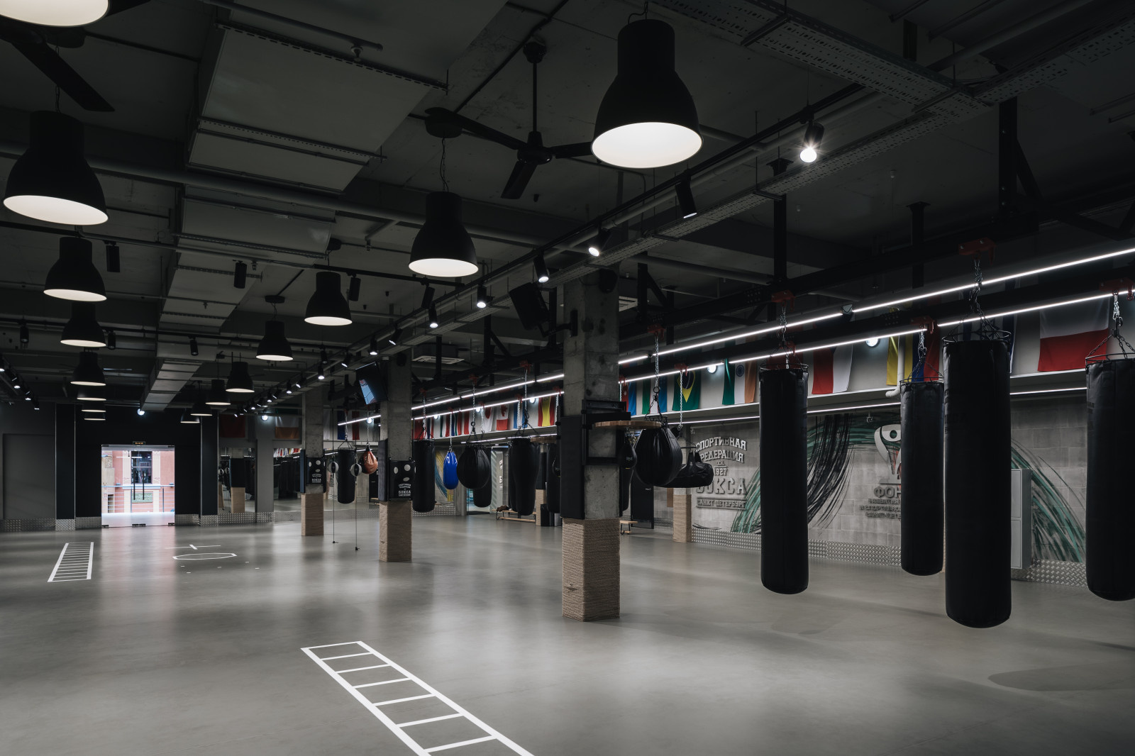 Боксерский клуб для Федерации Бокса, "Пассаж"