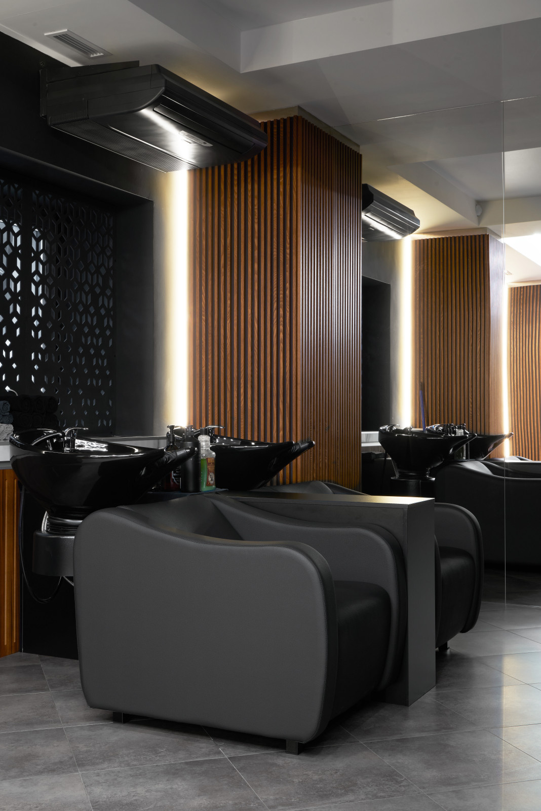 Premium barbershop TITALOVICH