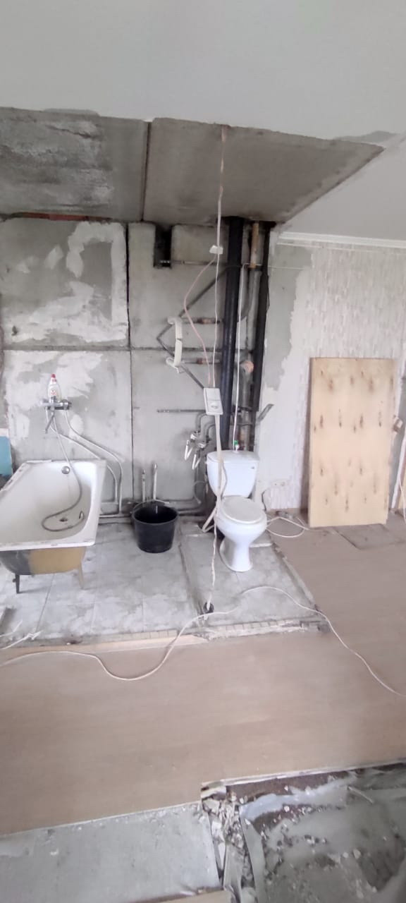 Демонтаж ванной комнаты