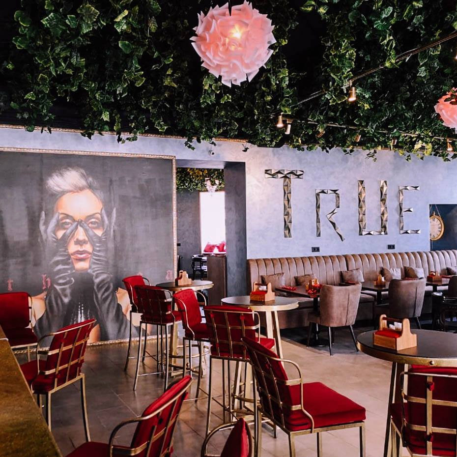 TrueStoriesBar реализация