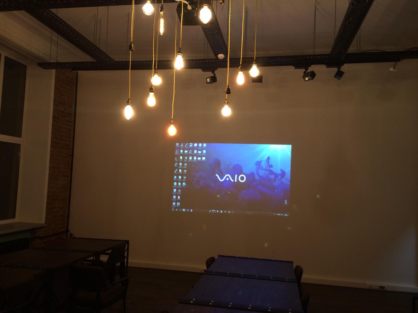 Шоурум студии светодизайна LiDS