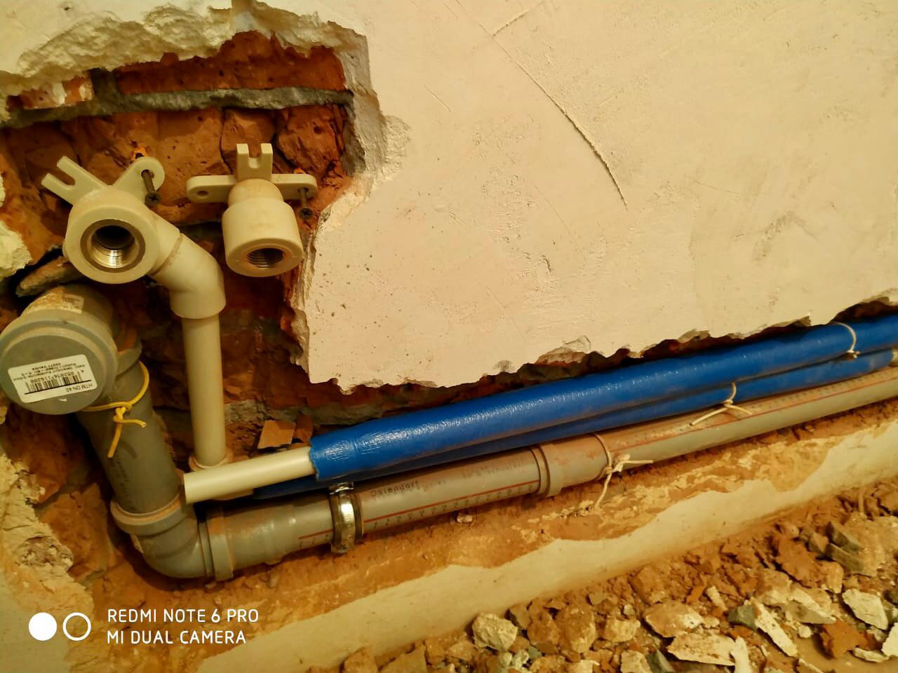 Разводка труб ХВС и ГВС в новостройке