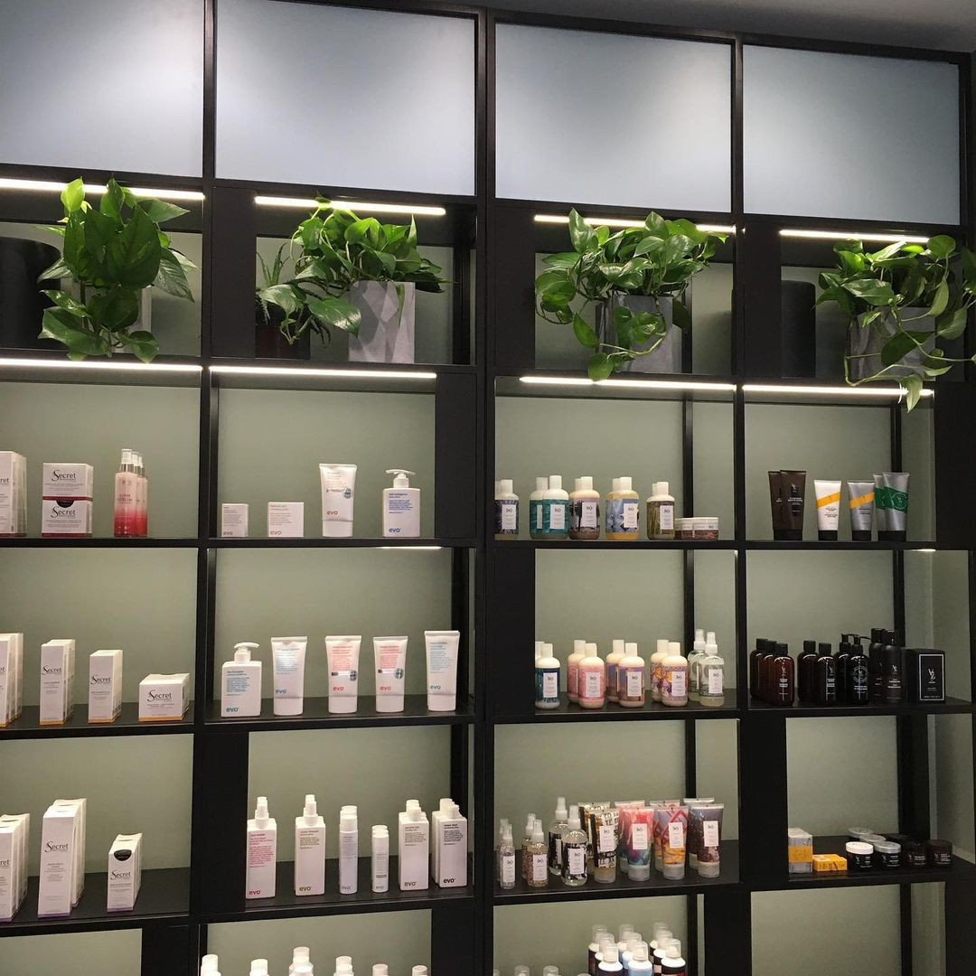 Сеть салонов красоты Аутентика