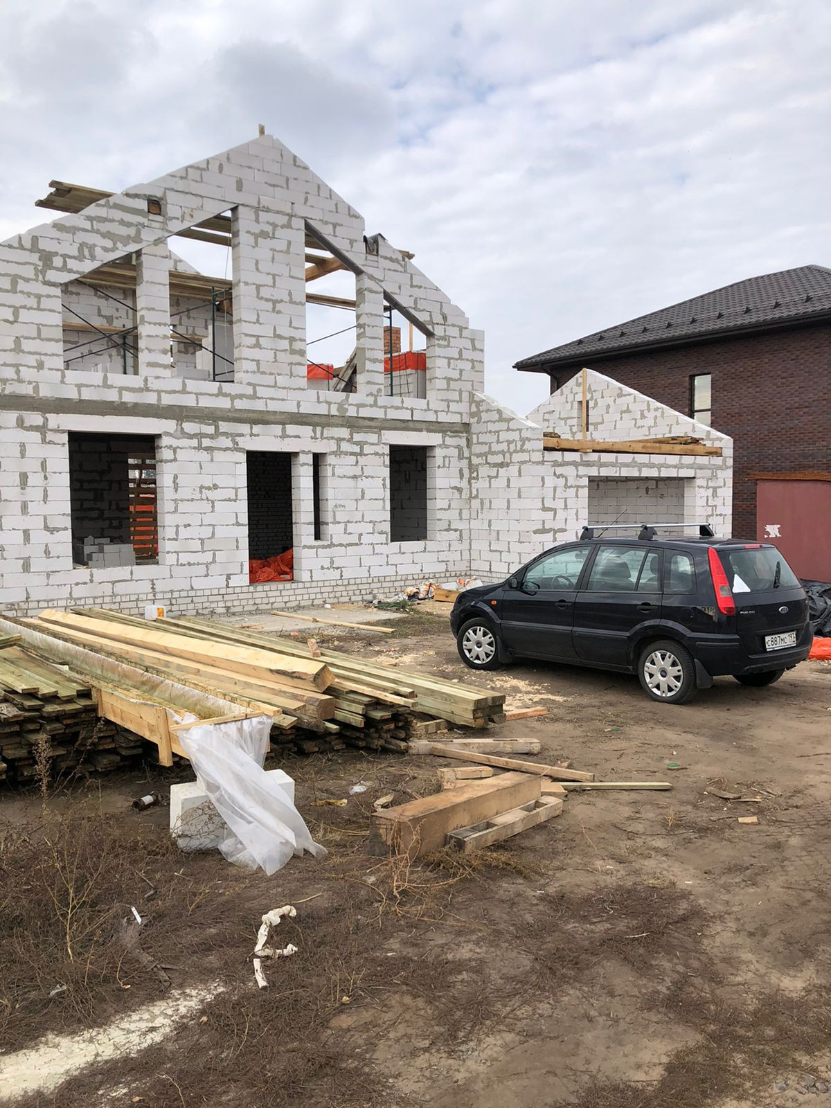 Белый дом в Ямном