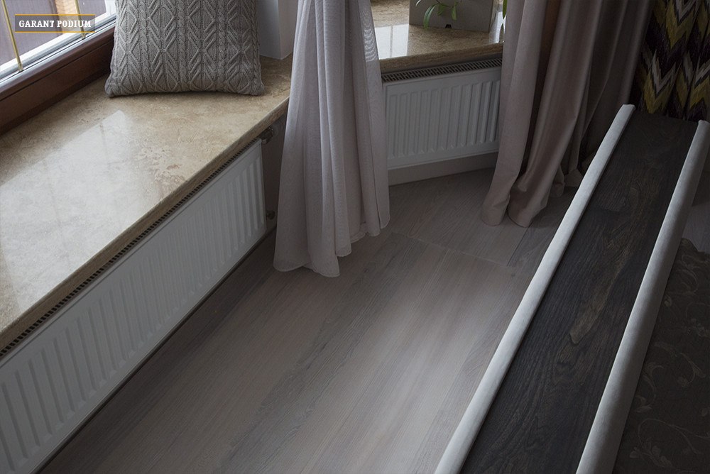 Обложка проекта: Нежный подиум-кровать для загородного дома.