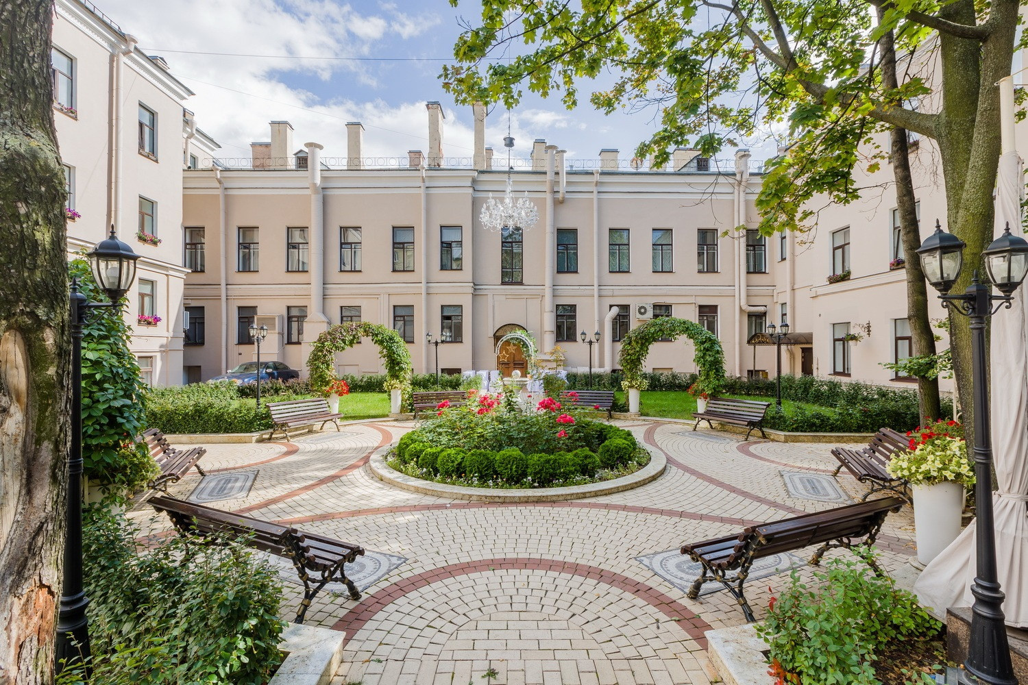 Отель "Особняк Брюллова"