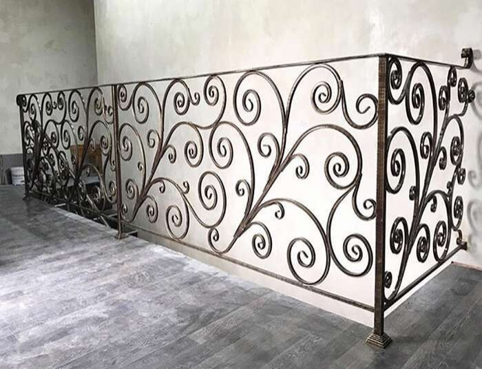 Перила Козероги