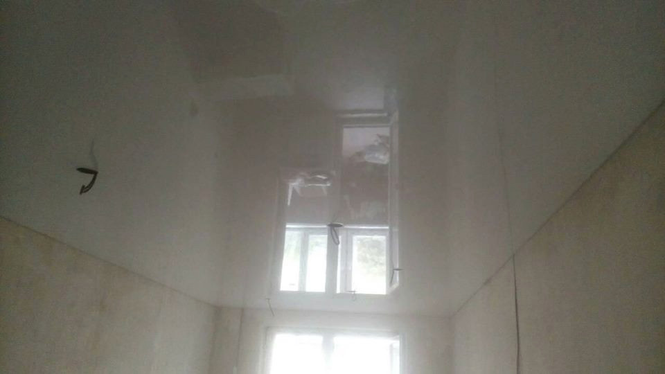 Натяжные потолки