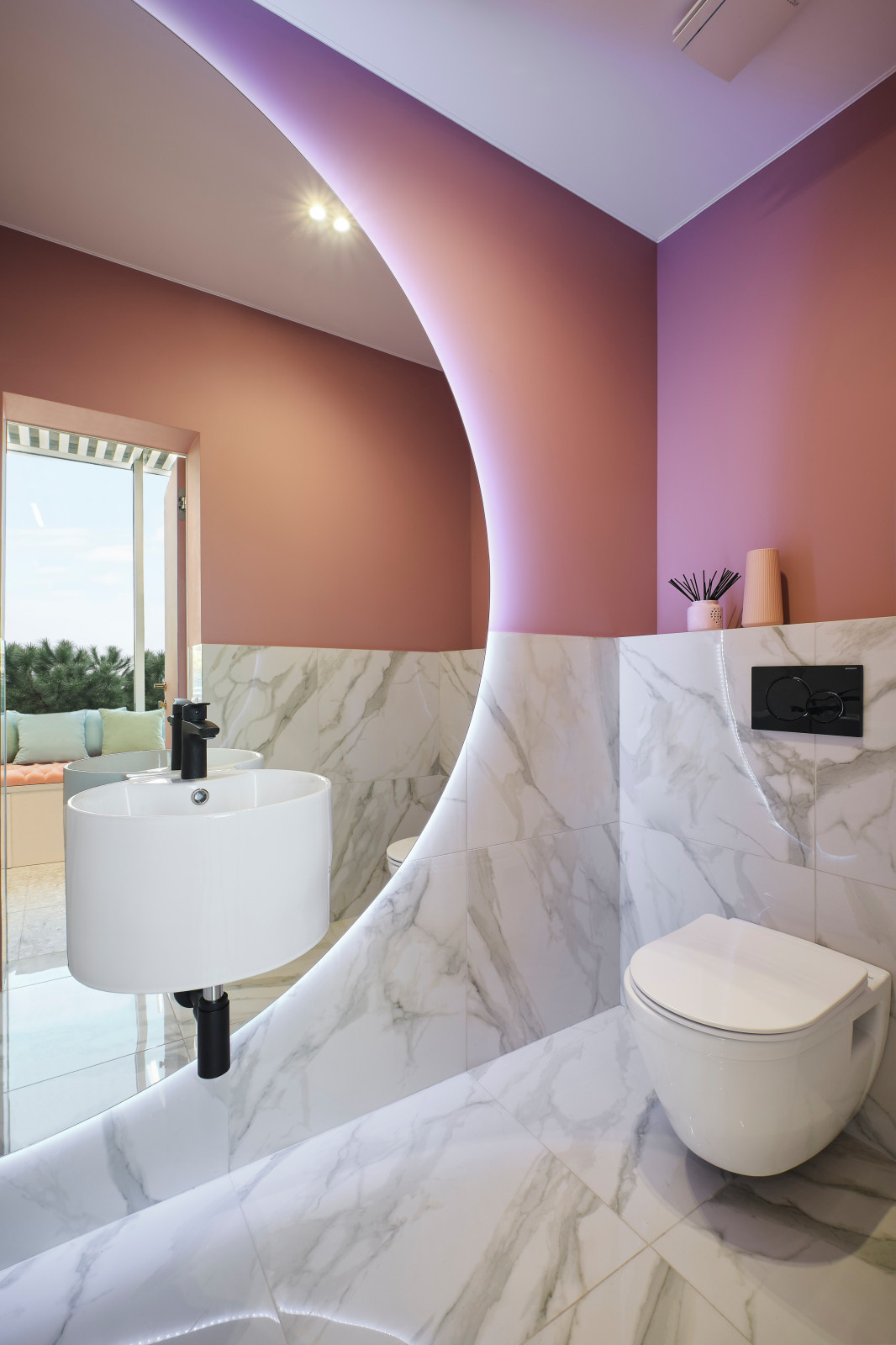 Обложка проекта: Салон маникюра и педикюра Lucky Nails