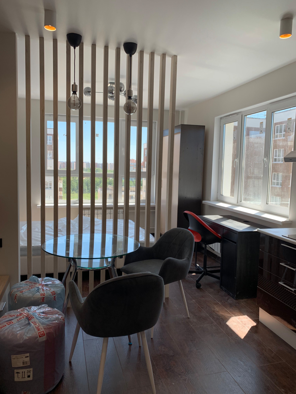 Вид из прихожей