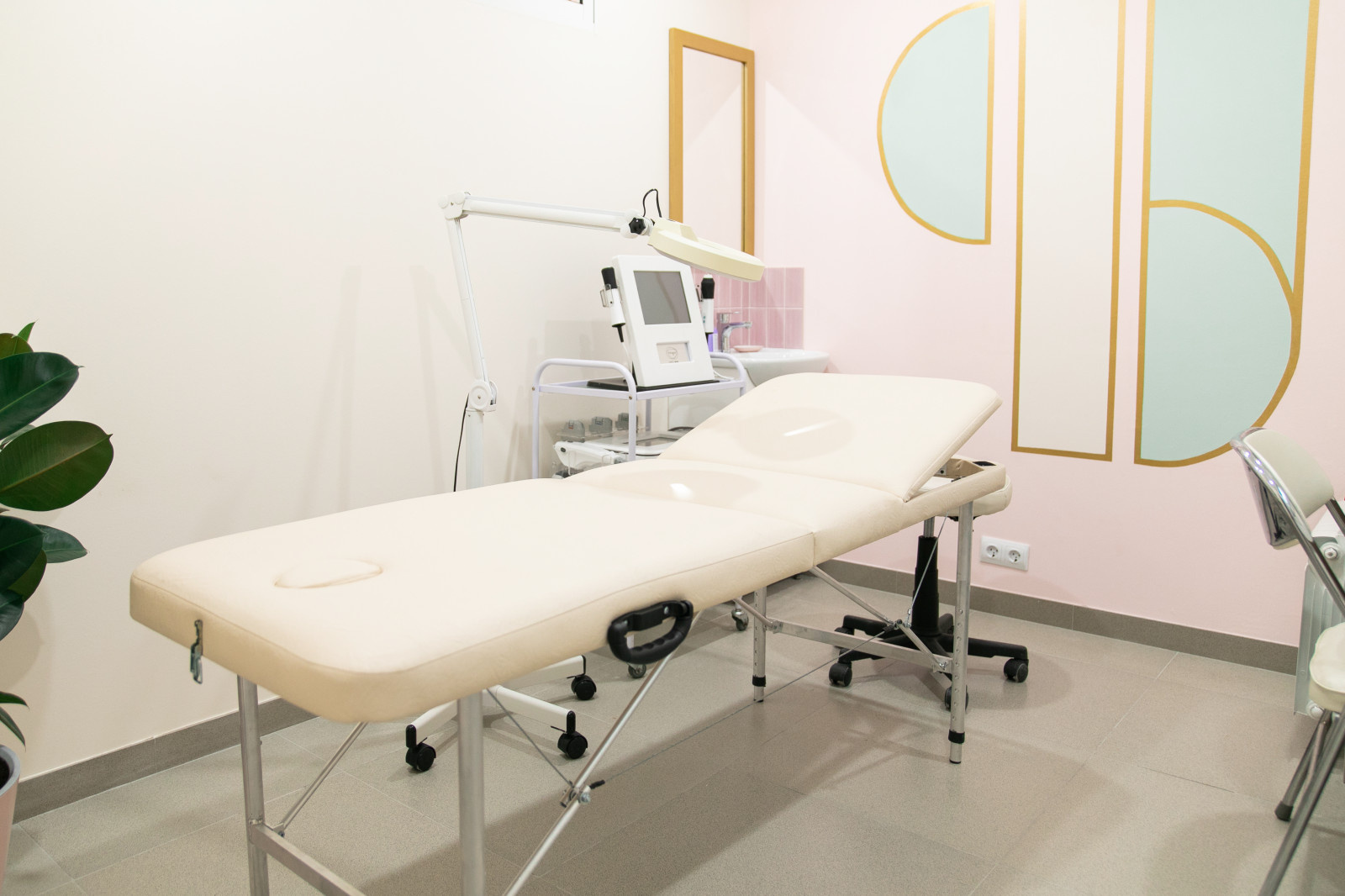 Салон красоты "Орхидея"