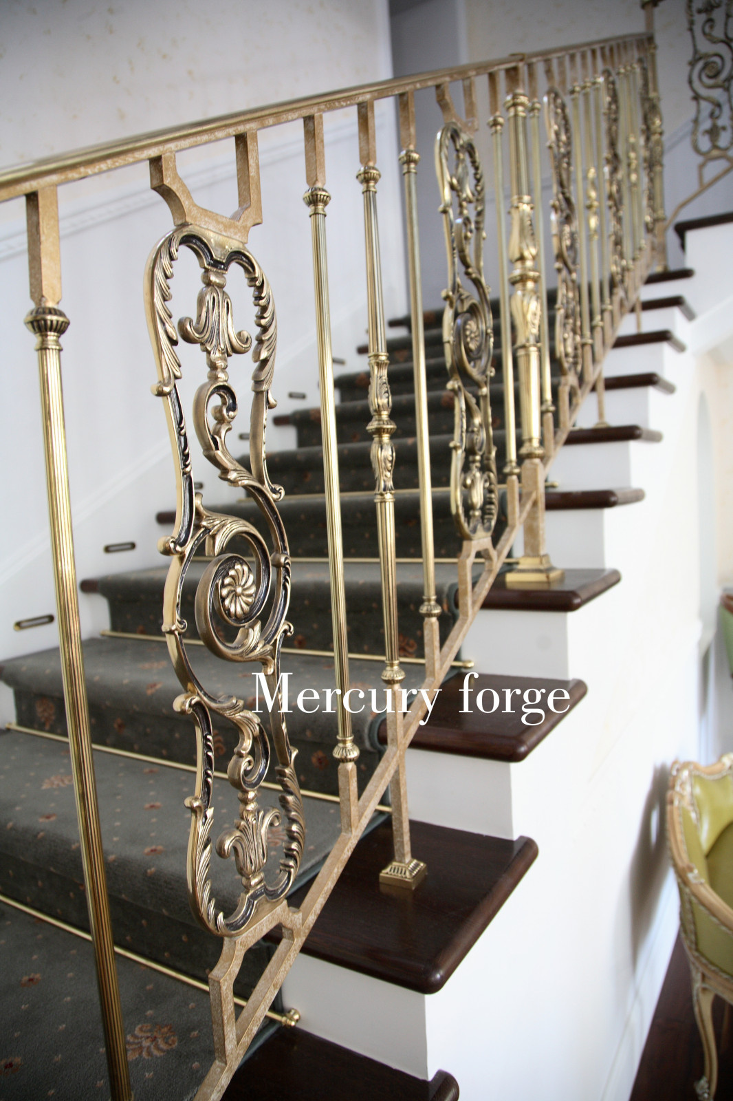 Лестница, латунное ограждение, фабрика Grande forge (Франция), коллекция Royal