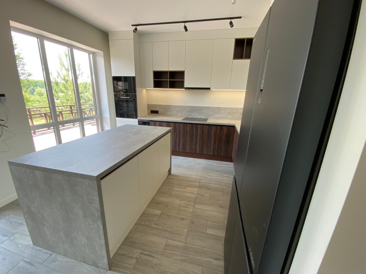 Кухня из пластика для Загородного дома