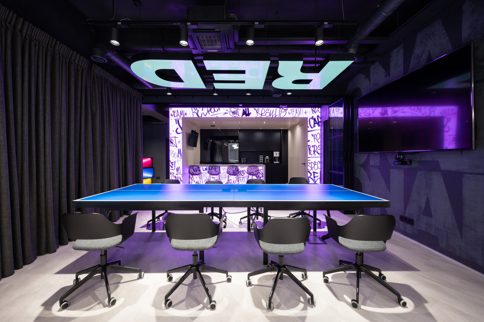 RED AGENCY SPACE