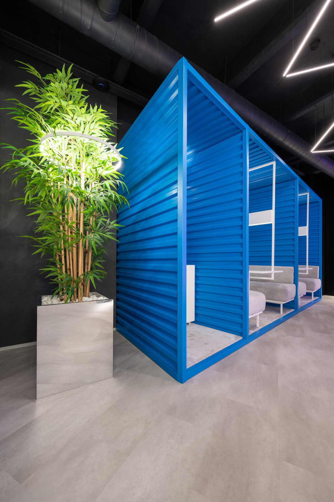 RED AGENCY SPACE
