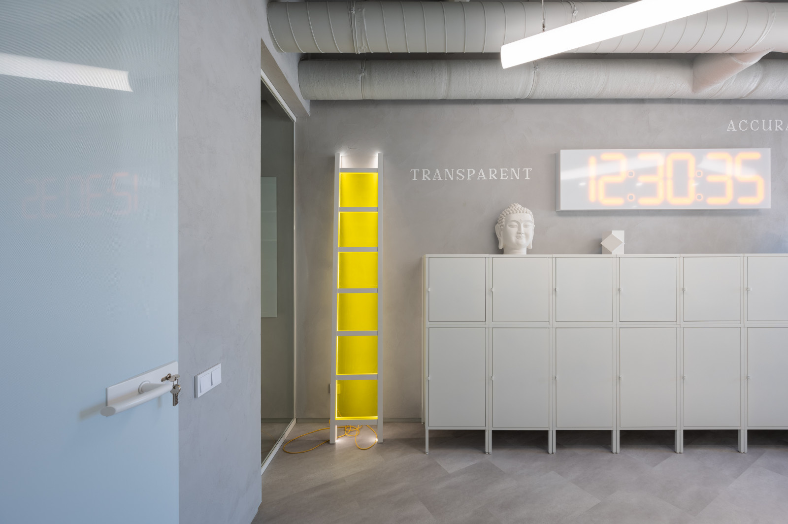 RED AGENCY SPACE