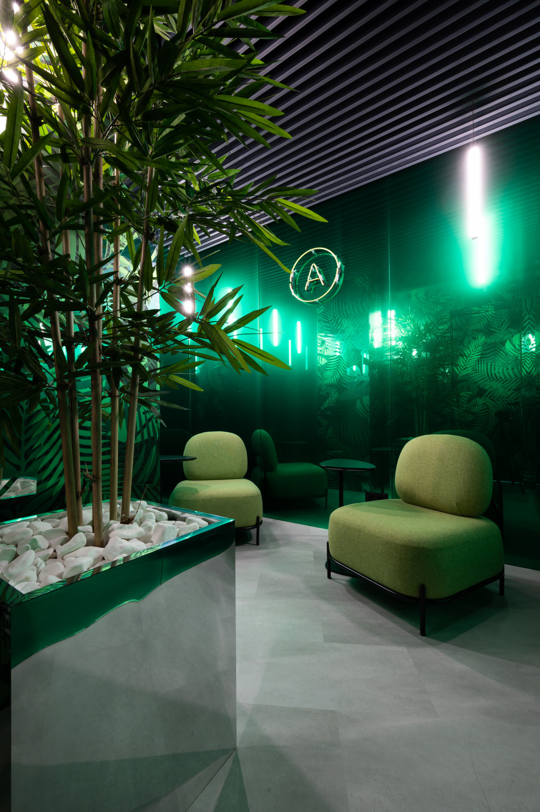 RED AGENCY SPACE