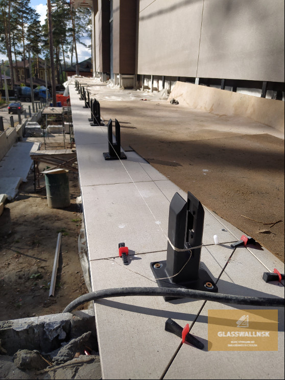 Обложка проекта: Стеклянное ограждение из закалённого триплекса