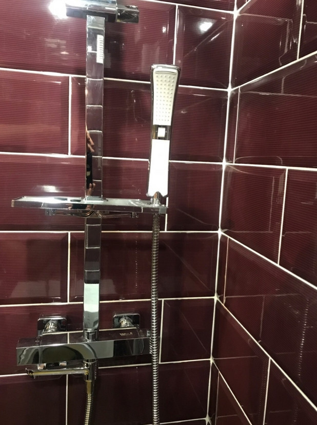 Ванная на Непокоренных