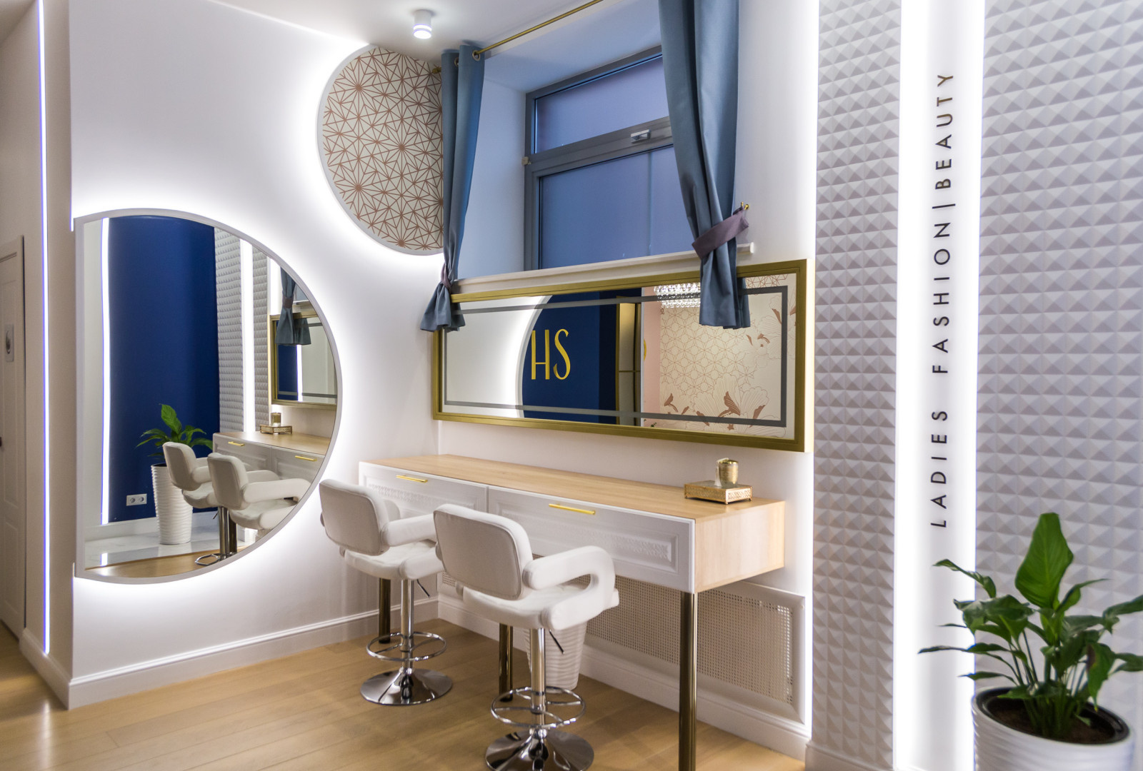 Магазин женской одежды HS Club