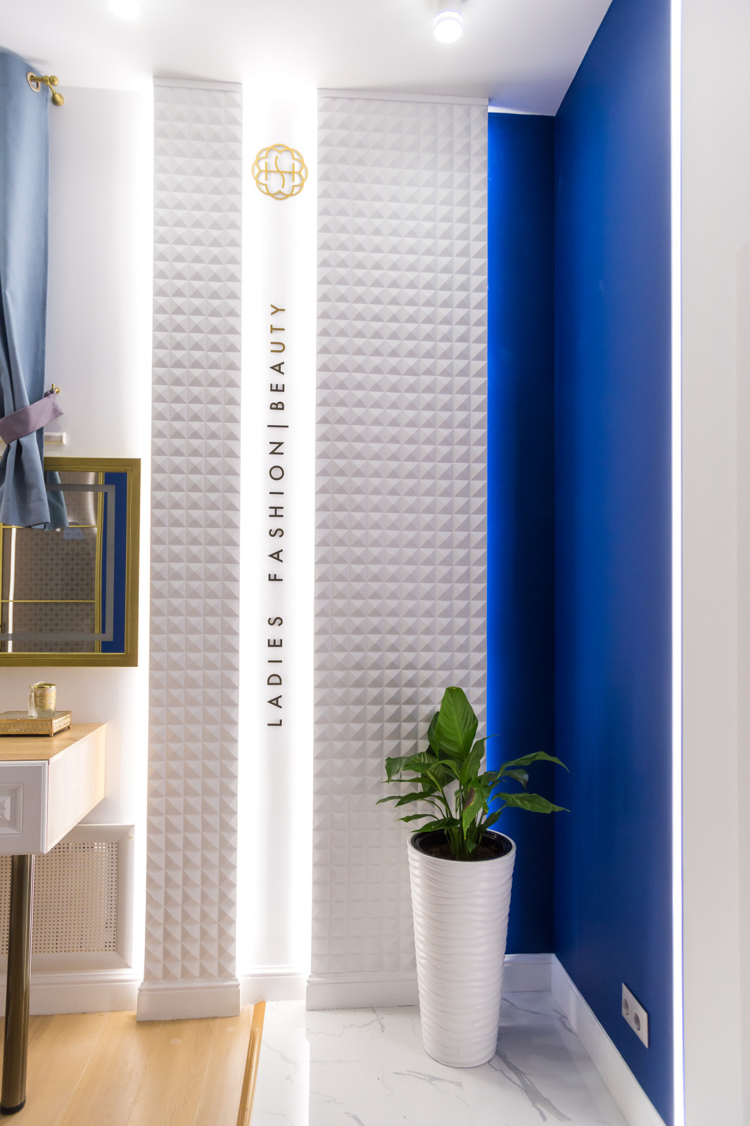 Магазин женской одежды HS Club