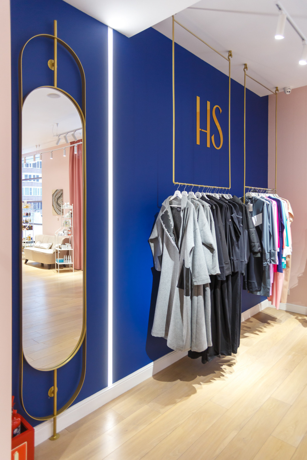 Магазин женской одежды HS Club