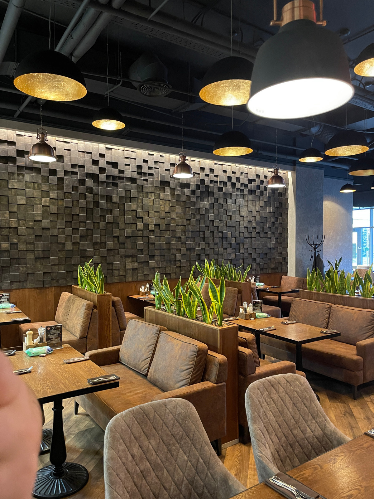 Ресторан ITLE