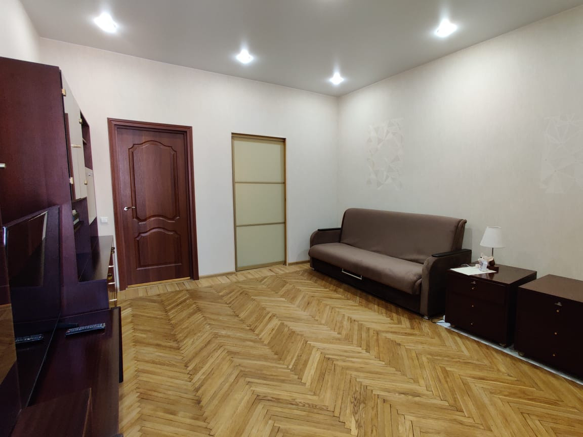 Фотографии квартиры ДО предпродажной подготовки