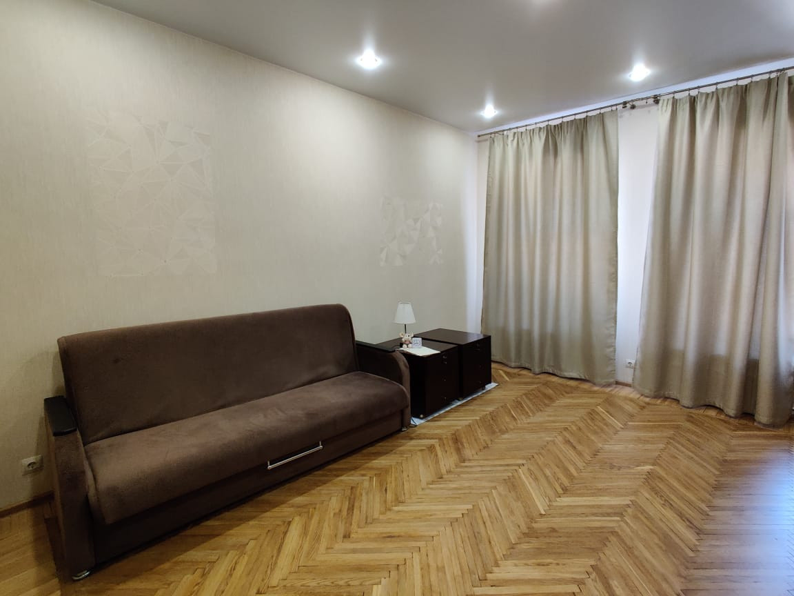 Фотографии квартиры ДО предпродажной подготовки