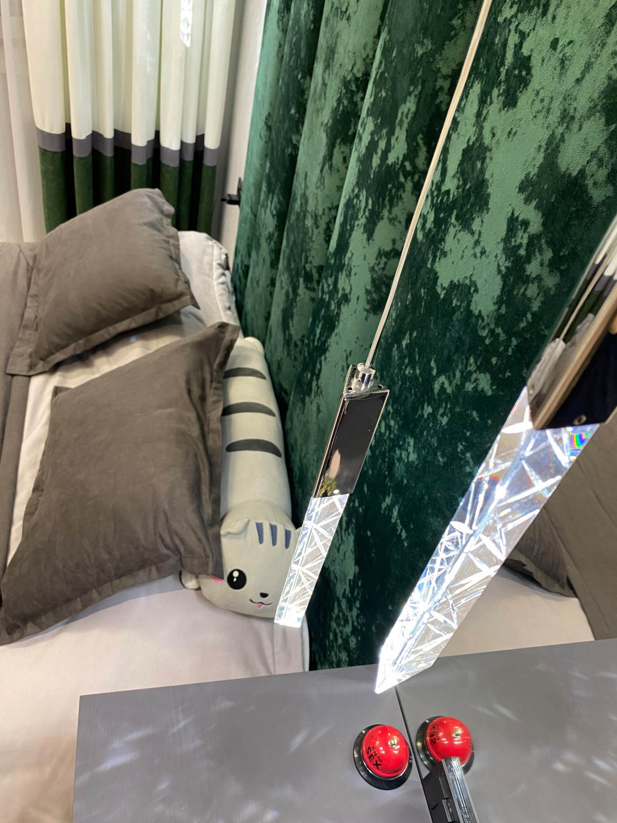 Рубин Марвел фото