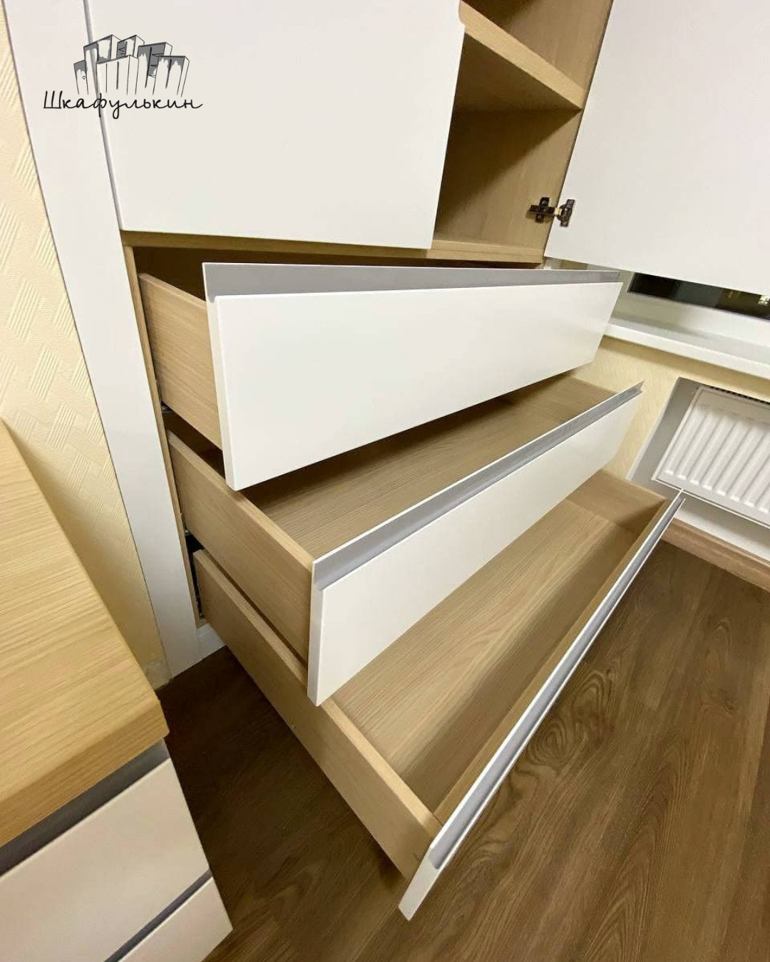 Меблировка прихожей, спальни и ванной комнаты