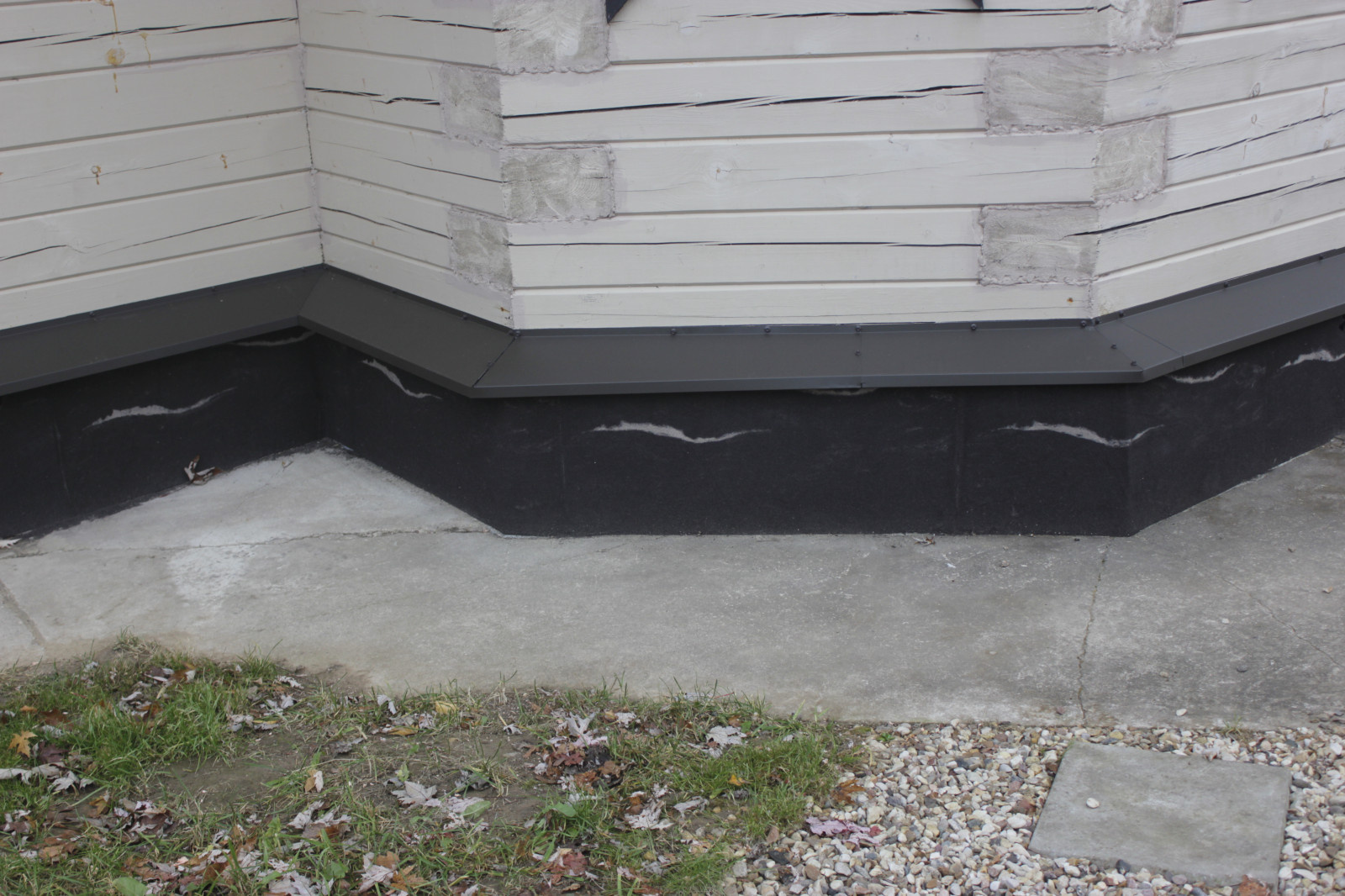 Утепление и отделка цоколя дома и бани в КП "Денисьево"