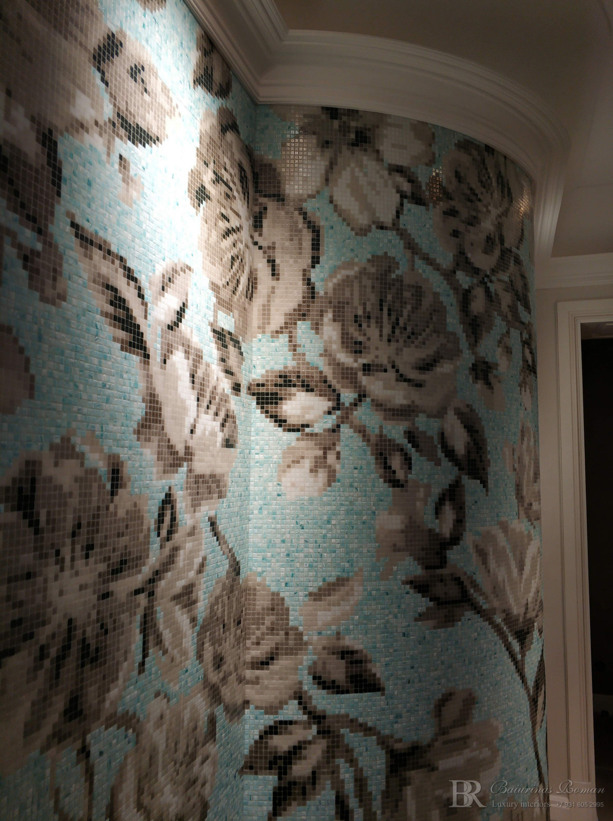 Неоклассика с нотками прованса.