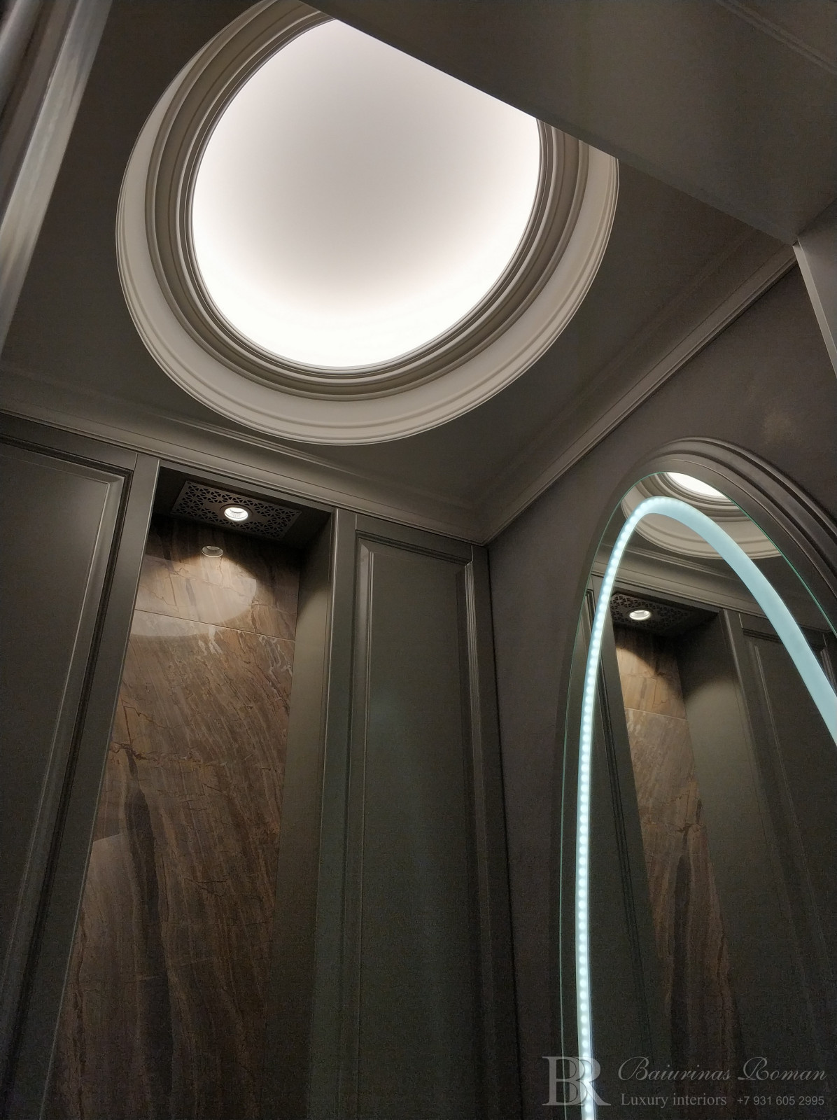 Неоклассика с нотками прованса.