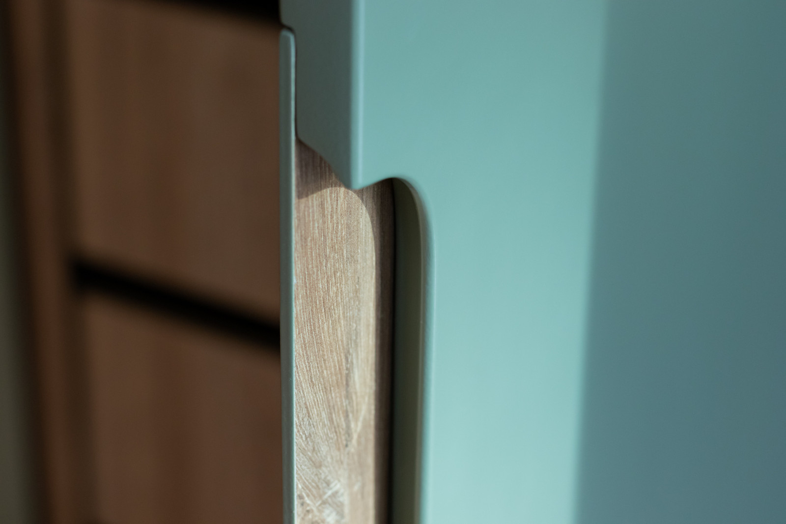 Интегрированные ручки в МДФ фасады